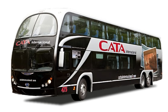 Empresa de micros Cata Internacional viajando a Mendoza